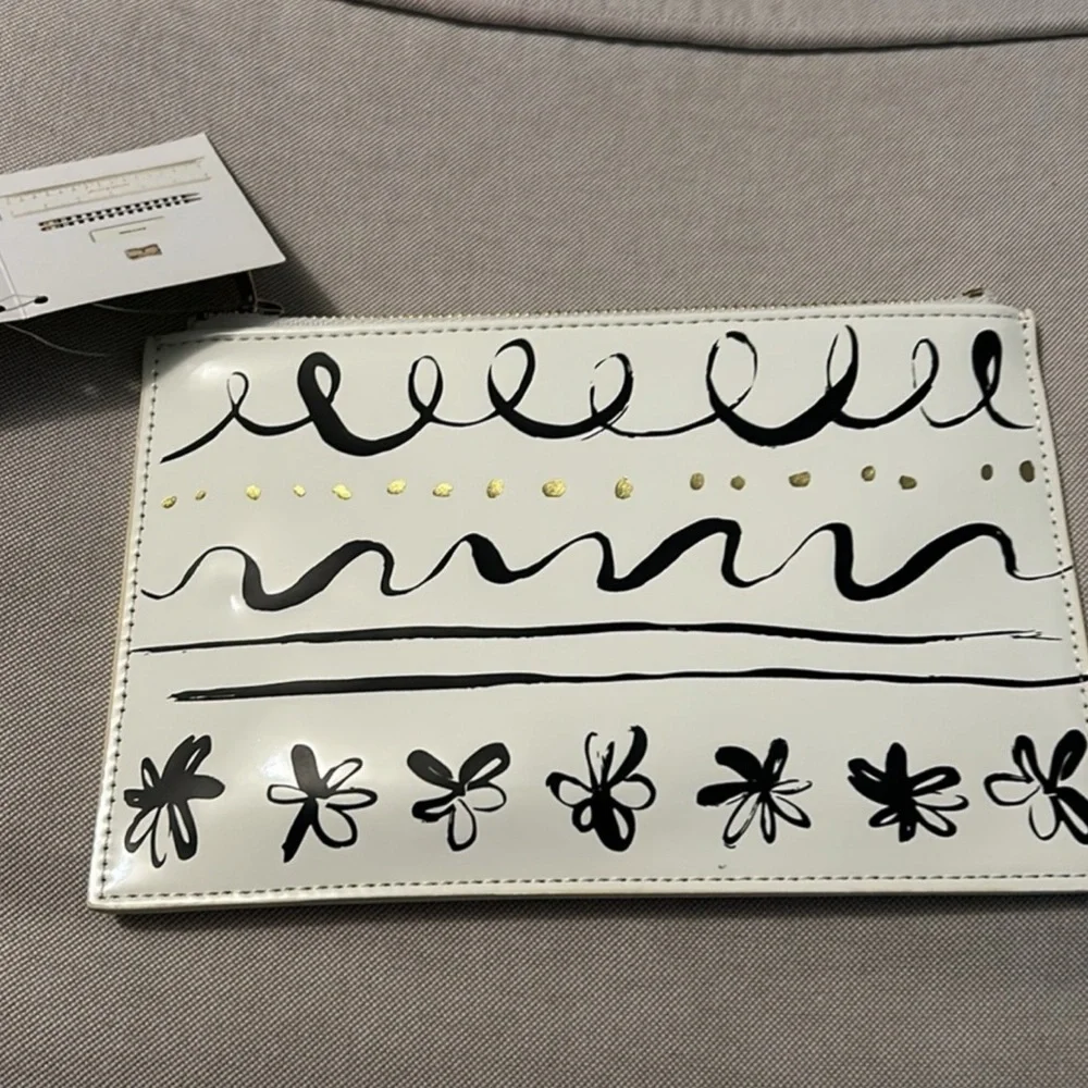 Kate Spade Pencil Pouch in Daisy Place